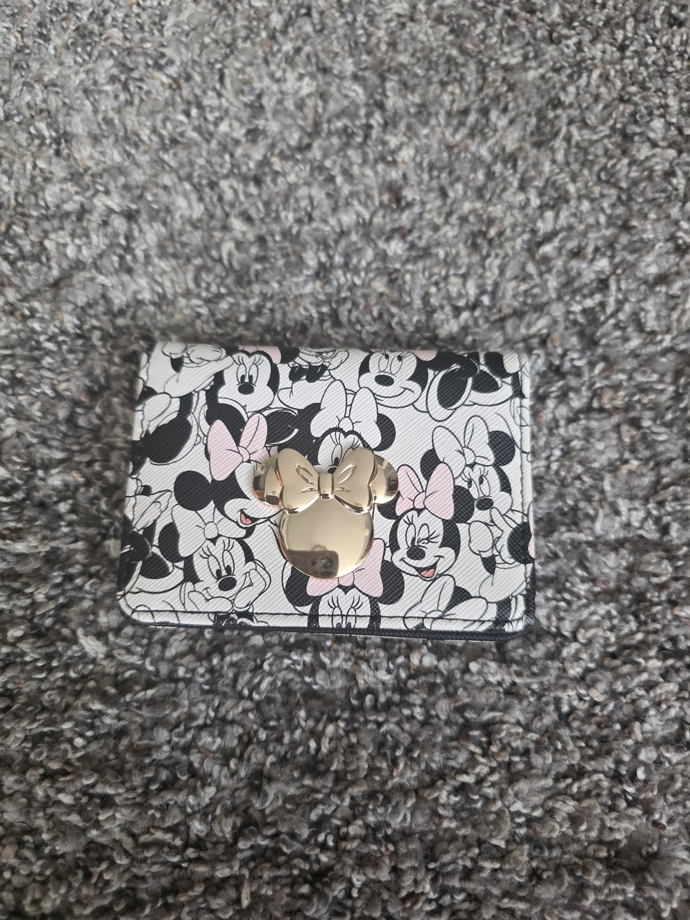 Minnie Mouse Pattern Kids Wallet with Pink Accents